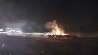 Burdur'da seyir halindeki araç alev aldı, yangın otluk alana sıçradı