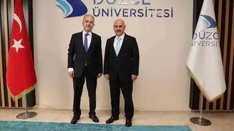 Düzce İl Sağlık Müdürü Yılmaz, Rektör Sözbir’i tebrik etti