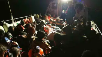 Bozcaada açıklarında 69 kaçak göçmen tespit edildi