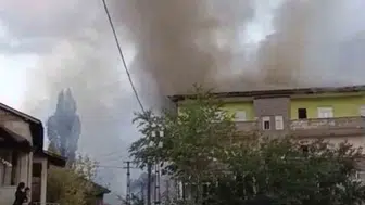 Yüksekova'da bir apartmanda yangın çıktı, maddi hasar oluştu