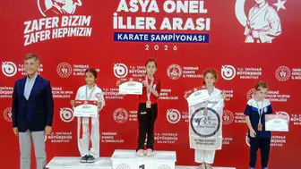 Körfez Gençlerbirliği karate takımı Tekirdağ'dan madalyalarla döndü