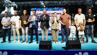 Menemen'de uluslararası çömlek festivalinin görkemli finali yapıldı