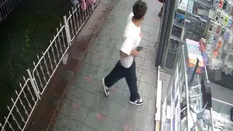 Eskişehir'de 15 yaşındaki çocuk dükkanda darp edildi