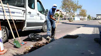 Didim Belediyesi mazgal temizliği çalışmalarına devam ediyor