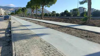 Söke’de Bisiklet ve Yürüyüş Yolu Projesi'nde beton döküm çalışması tamamlandı