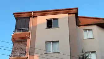 Aksaray'da 5. kattan düşen genç kızın durumu kritik