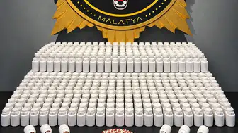 Malatya'da 46 bin 189 adet sentetik ecza hapı ele geçirildi