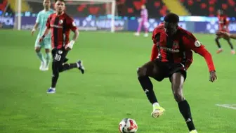 Samsunspor'da yeni bir dönem: Mohamad Bayo transferi resmen açıklandı