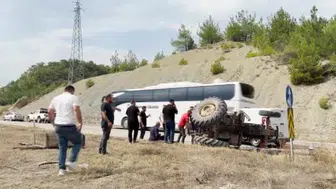 Kastamonu'da hafif ticari araç ve traktör çarpıştı, 1 yaralı