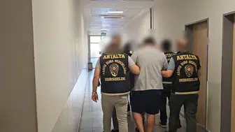 Antalya'da hırsızlık için sinyal kesici kullanan üç yabancı tutuklandı