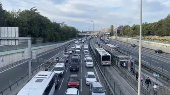 İstanbullular okullar açılınca trafiğe takıldı: Yoğunluk arttı