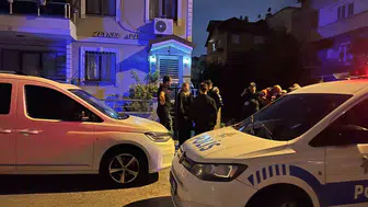 Kocaeli'nde temel kazısında toprak kayması sonucu 2 bina tahliye edildi