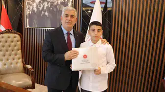 Hafızlık yarışması bölge birincisi Elazığ’dan Ahmet Akdeniz