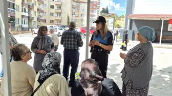 Bilecik'te 36 vatandaşa dolandırıcılık bilgilendirmesi yapıldı
