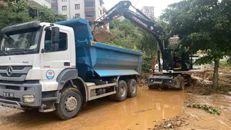 Trabzon'da sağanak yağış sonrası hızlı müdahale ile felakete karşı mücadele