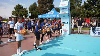 Tuzla yarışıyor etkinliğiyle genç sporcular ödüllerini aldı