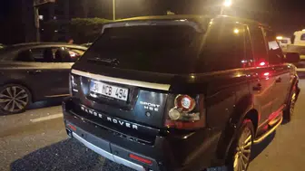 Ümraniye'de zincirleme kaza sonrası kaçan sürücü arıyor