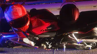 Bilecik’te motosiklet bariyere çarptı, 2 kişi yaralandı