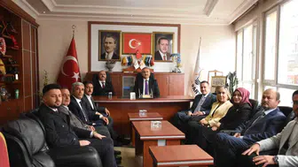 Abdulhamit Gül: Hiç kimsenin Erdoğan’a yük olmaması lazım