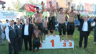 Suluova'da kardeşlik rüzgarı: Amasya Valisi ile ‘Arap Osman’ın buluşması