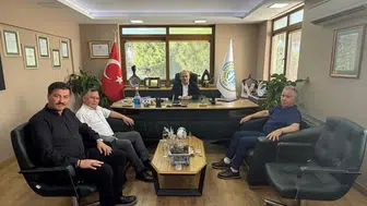 Mehmet Ertaş, Edremit Ticaret Odası’nı ziyaret etti