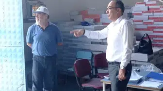 Efeler'de öğrenciler için ücretsiz ders kitapları dağıtımına başlandı