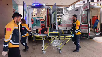 İnegöl’de 12 yaşındaki çocuk merdiven boşluğuna düşerek yaralandı
