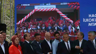 Turgut Aydın’ın memleketine vefası okullarla taçlandı