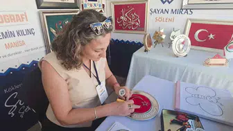 Yasemin Kılınç filografi sanatını gelecek nesillere aktarıyor: Yurt dışındaki hedefleriyle dikkat çekiyor