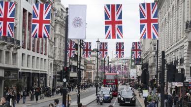 İngiltere'de taç giyme töreni heyecanı