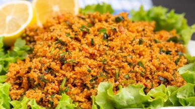 Damakları çatlatan 5 dakikada hazırlanan kolay Kısır tarifi