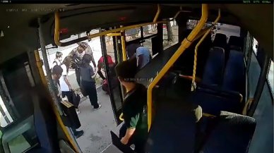 Dolmuştan düşmüştü: Klimadan tasarruf için kapıları açık gittiği iddiası