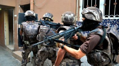 Ülke genelinde eş zamanlı dev operasyon: 672 yere baskın yapıldı, 370 kişi gözaltına alındı