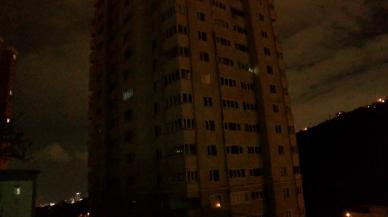 120 günlük süre doldu: Yaşamın devam ettiği 247 daire karanlığa gömüldü