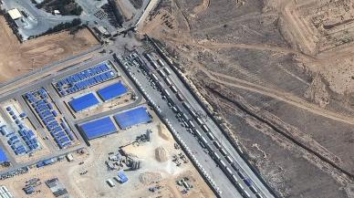 Refah Sınır Kapısı açıldı: Yardım taşıyan tırlar Gazze'ye girmeye başladı