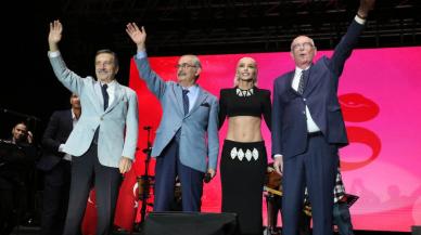 Gülşen 29 Ekim konseriyle Eskişehir'i salladı