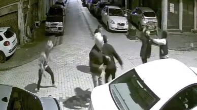Sokak ortasında saldırı: Dövüp gaspettiler