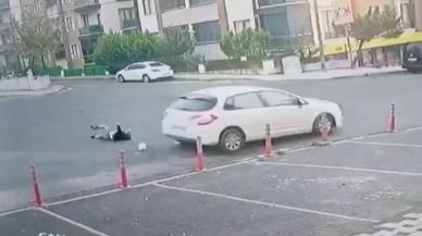 Beylikdüzü'nde yolun karşısına geçmeye çalışan çocuğa araba çarptı