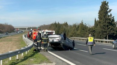 TEM'de 3 otomobil birbirine girdi: Yaralılar var