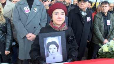 Türk Ordusu'nda 30 yıldır görev yapan hemşire son yolcuğuna uğurlandı