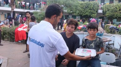 Sadakataşı Derneği'nden 30 ülkeye ramazan yardımı