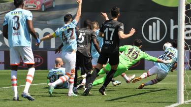 Pendikspor - Başakşehir maçı 2-3 bitti