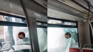Son dakika! İstanbul'daki tramvay hattında korku dolu anlar! Kamyon ve tramvay çarpıştı