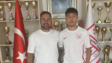 Ayvalıkgücü'nde genç oyuncu Korel Çal rüzgarı esecek