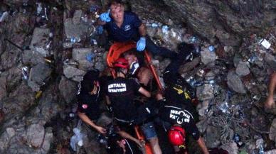 Manzarayı izlerken canından oluyordu: 30 metrelik falezlerden düştü