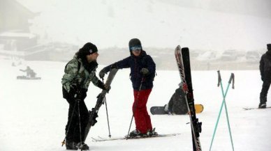 Kartalkaya'da kötü geçen kayak sezonu sona erdi