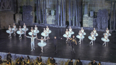 Kuğu Gölü Balesi Aspendos Festivali'ne damgasını vurdu