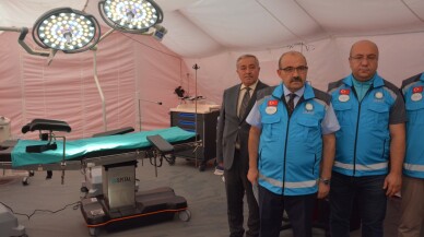 Balıkesir'de afet tedbirleri kapsamında mobil sahra hastanesi kuruldu