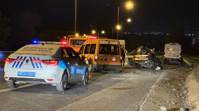 İzmir'de takla atan otomobilin sürücüsü hayatı kaybetti