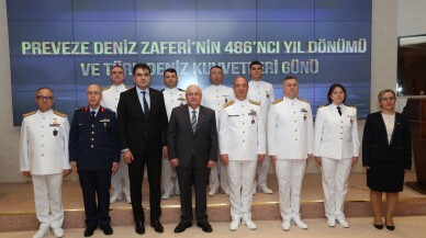 Milli Savunma Bakanı Güler, Deniz Kuvvetleri Komutanı Oramiral Tatlıoğlu'nu kabul etti